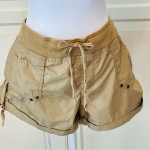 Gap Shorts Womens Size 12 Tan Flat Front 3" Inseam Summer Short